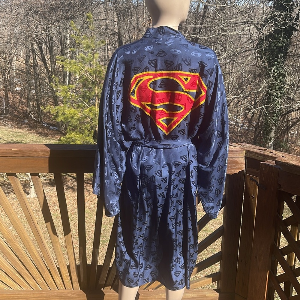 Vintage 100% Silk Superman Navy Robe, 1999 DC Comics, One Size - Picture 4 of 9